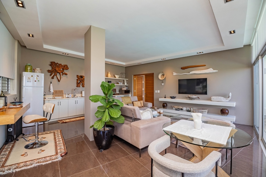 4 Bedroom Property for Sale in Whale Rock Western Cape